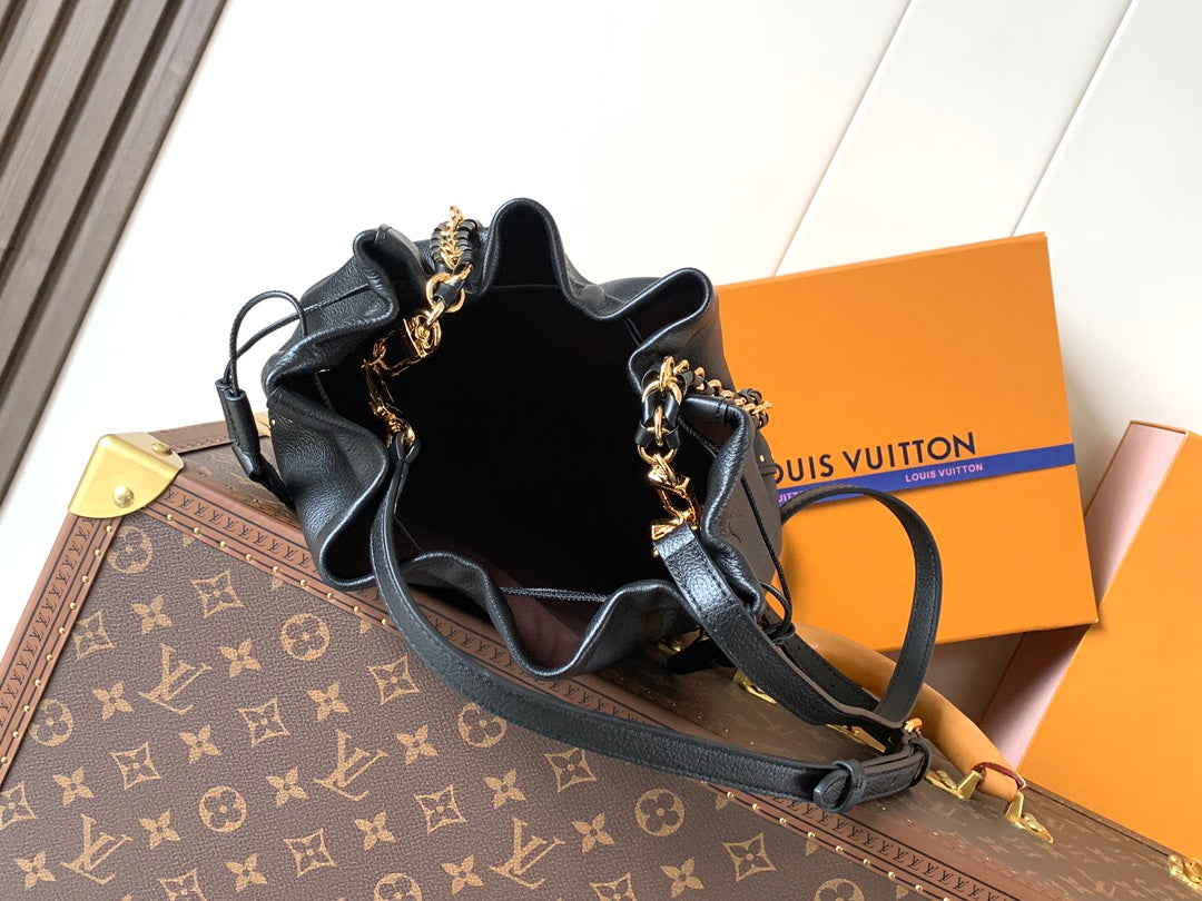 Bucket Bag Trunk M29391