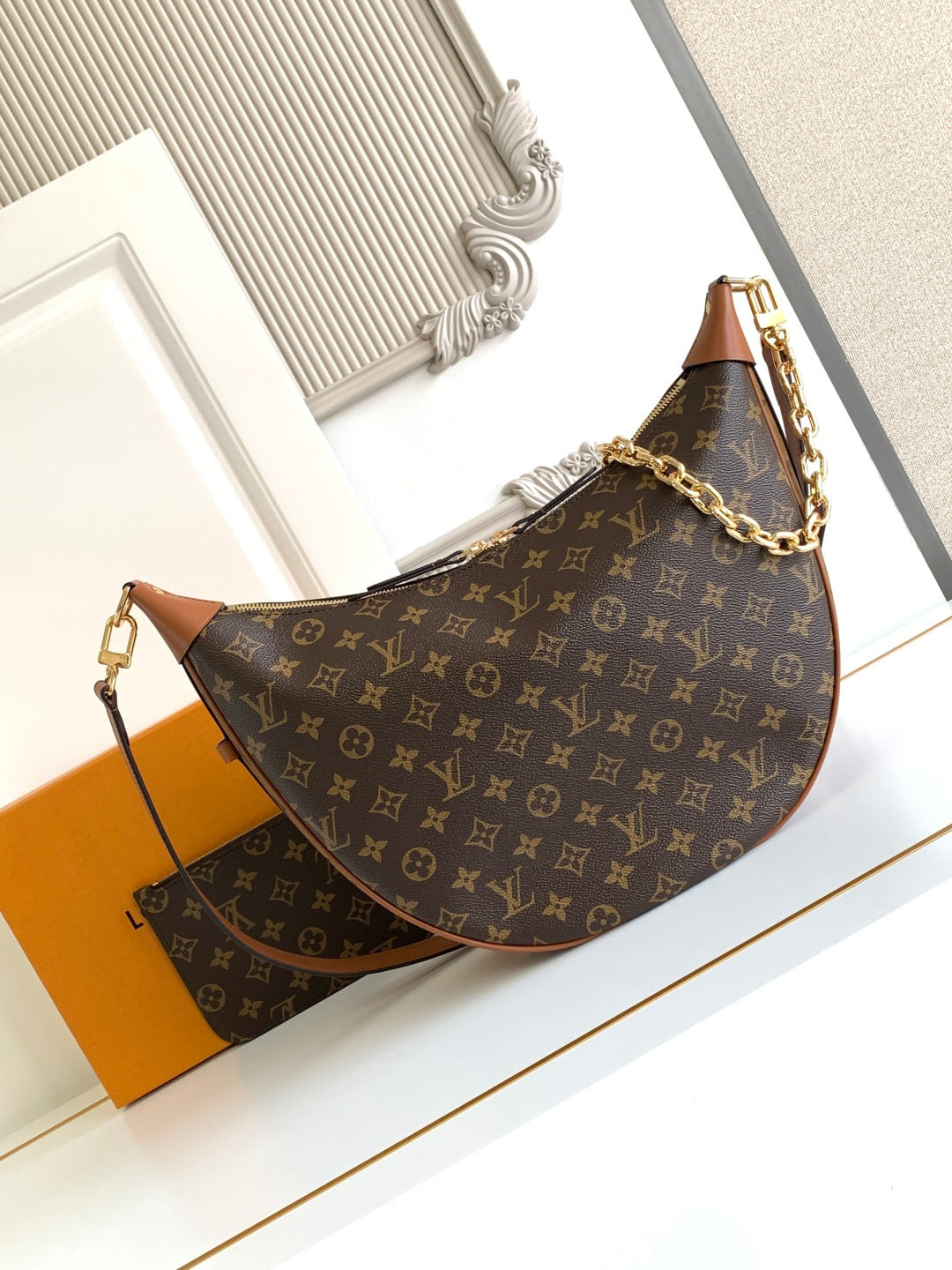 Half Moon Bag Hobo M46311