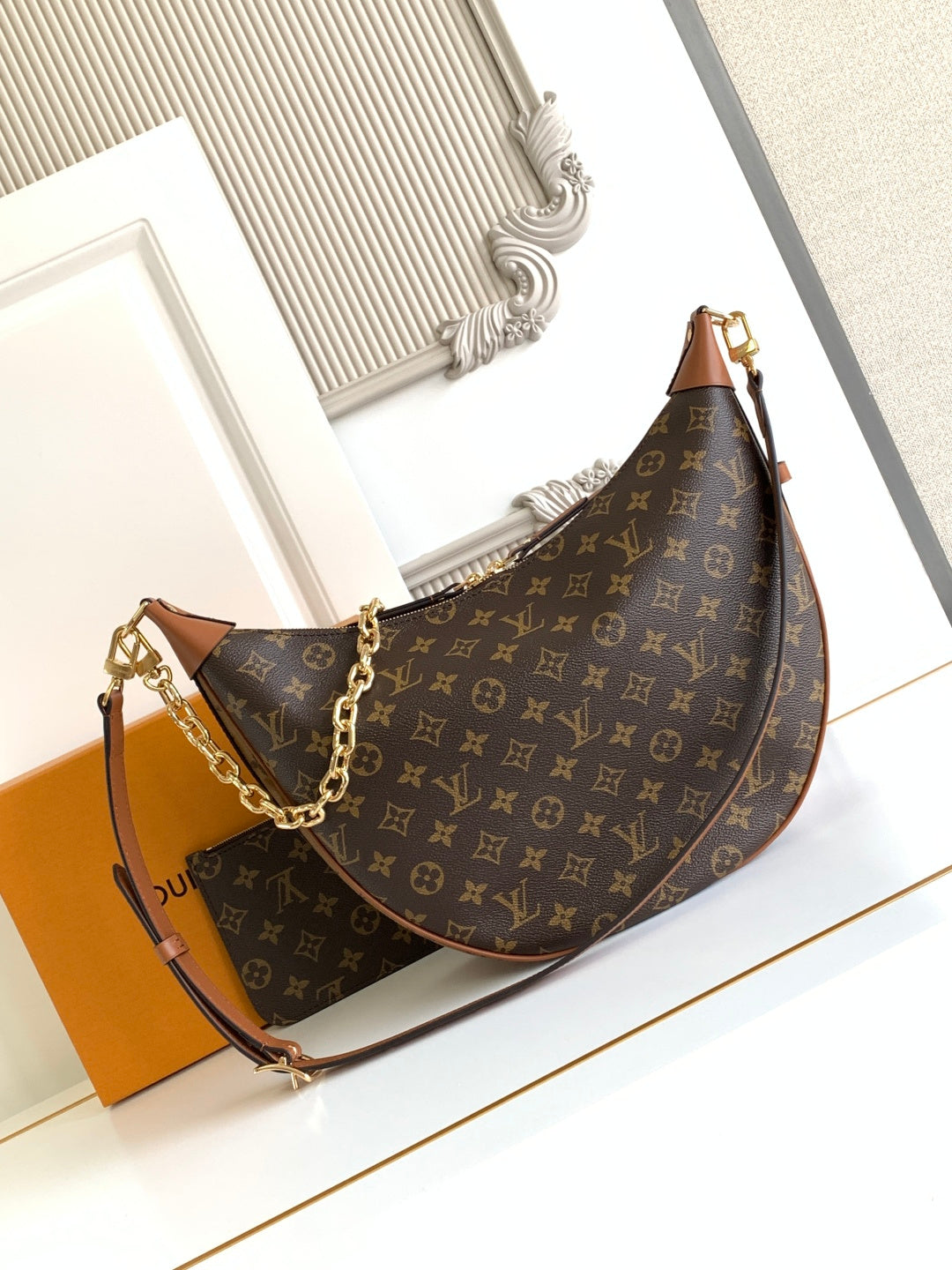 Half Moon Bag Hobo M46311