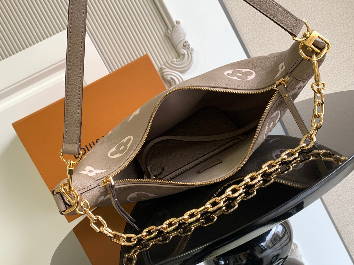 Half Moon Bag Hobo M46738