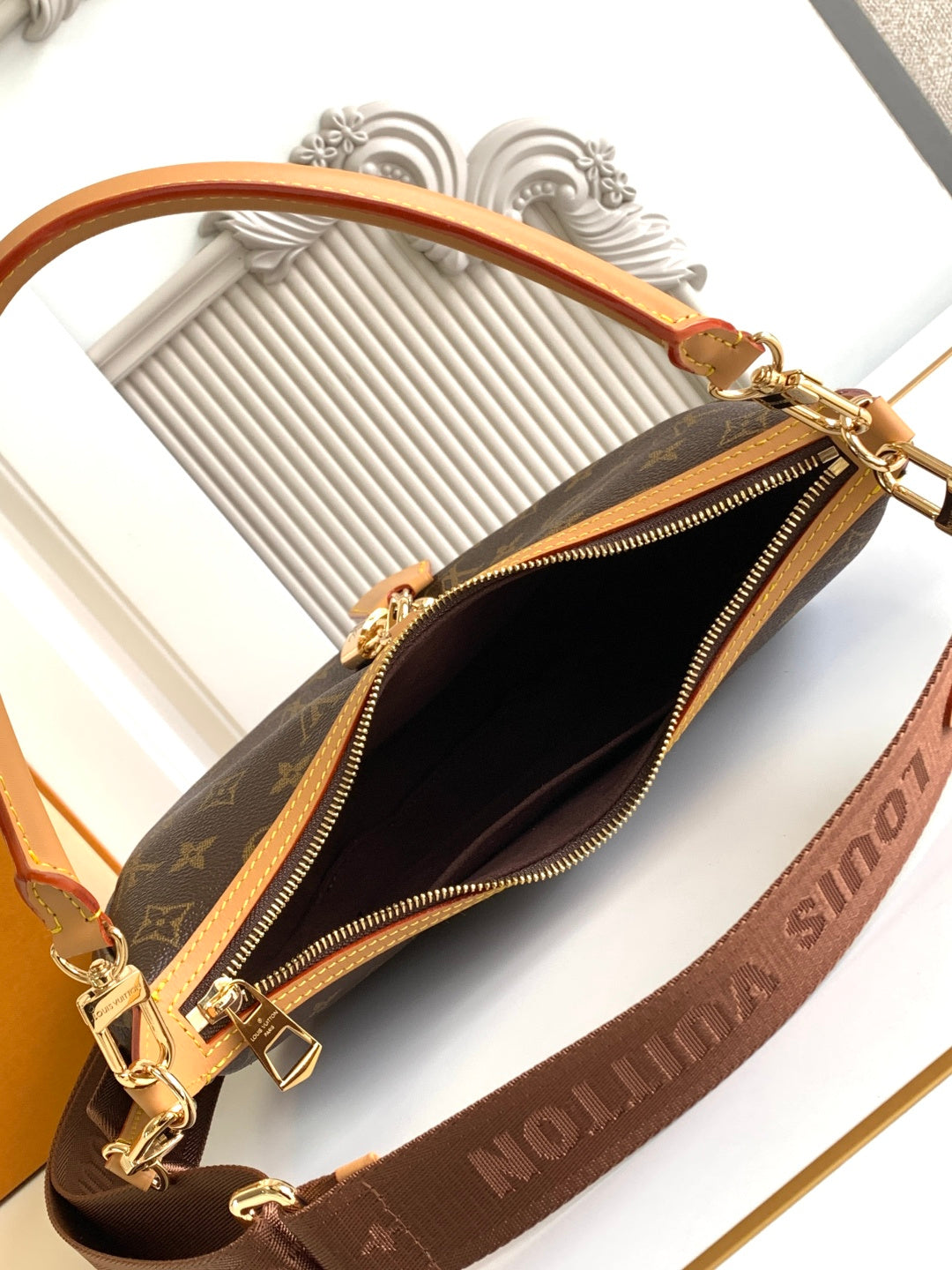 Half Moon Bag M12939