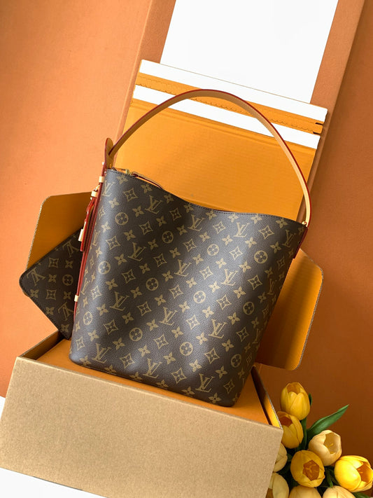 Bucket Bag GM M12926