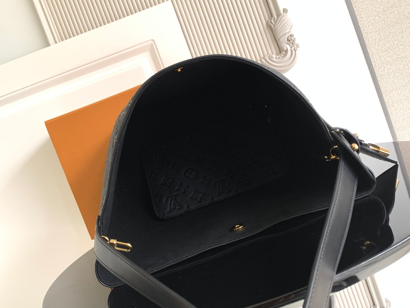 Bucket Bag GM M13044
