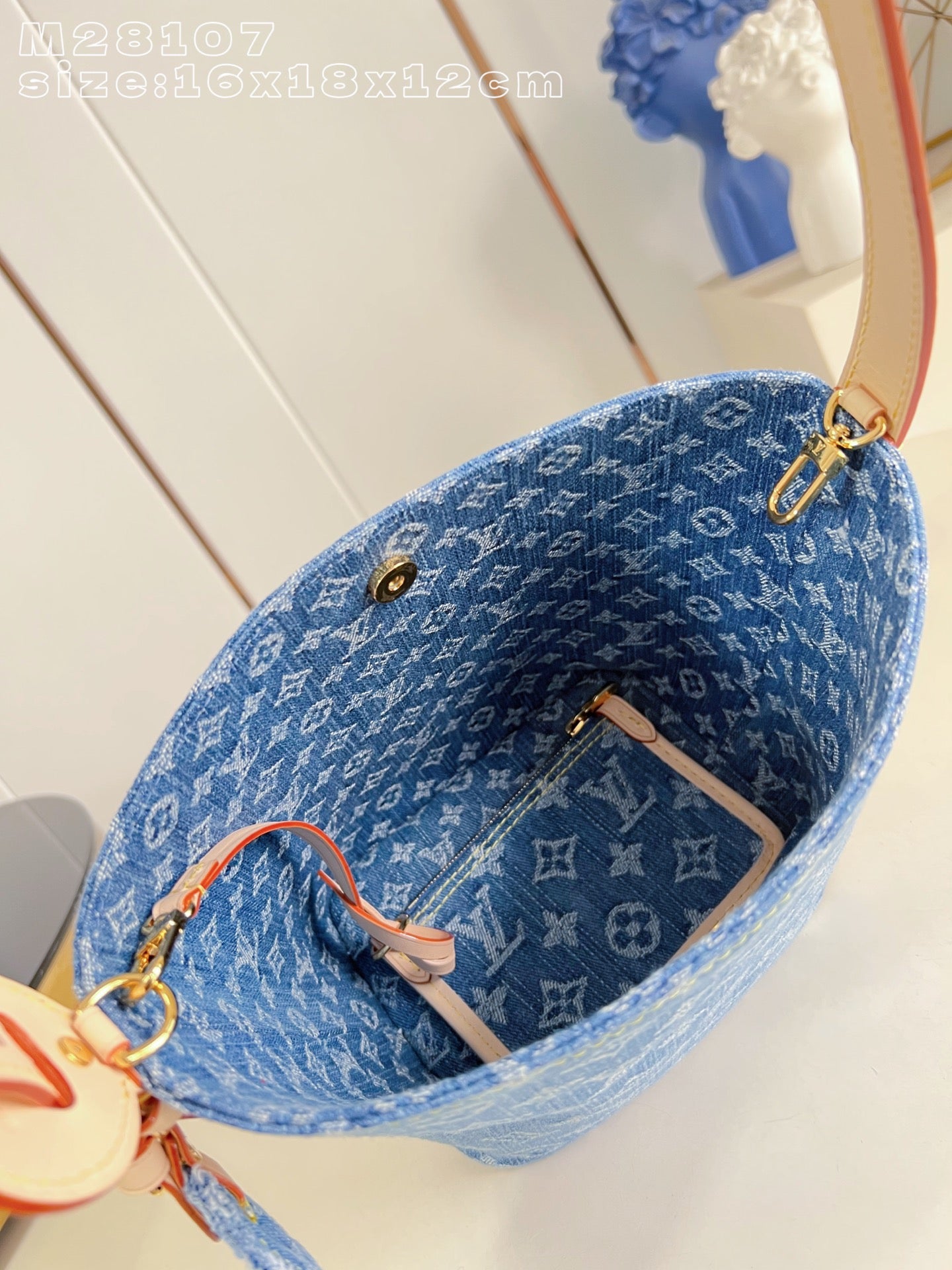 Bucket Bag BB M28107