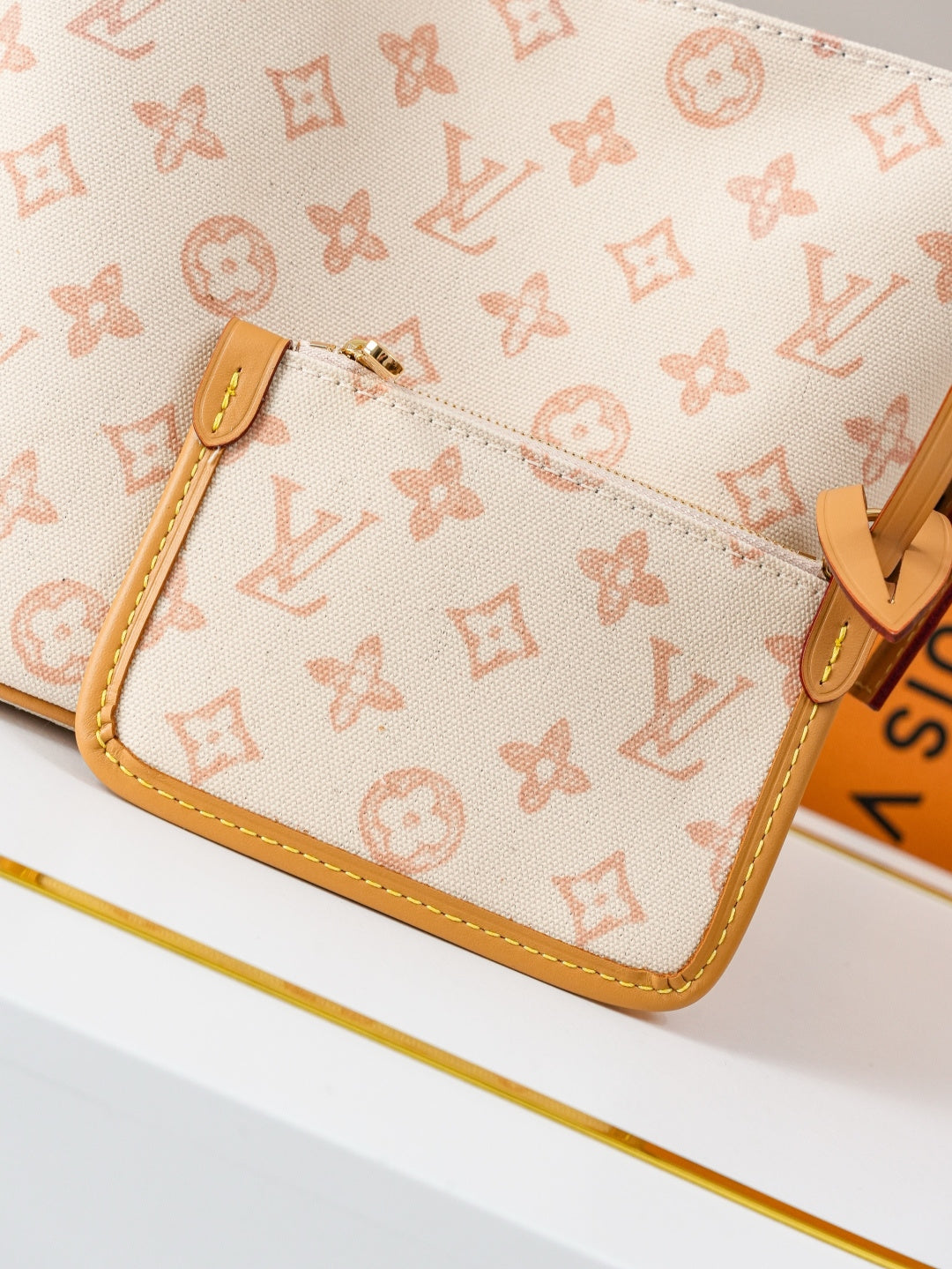 Bucket Bag BB M28335