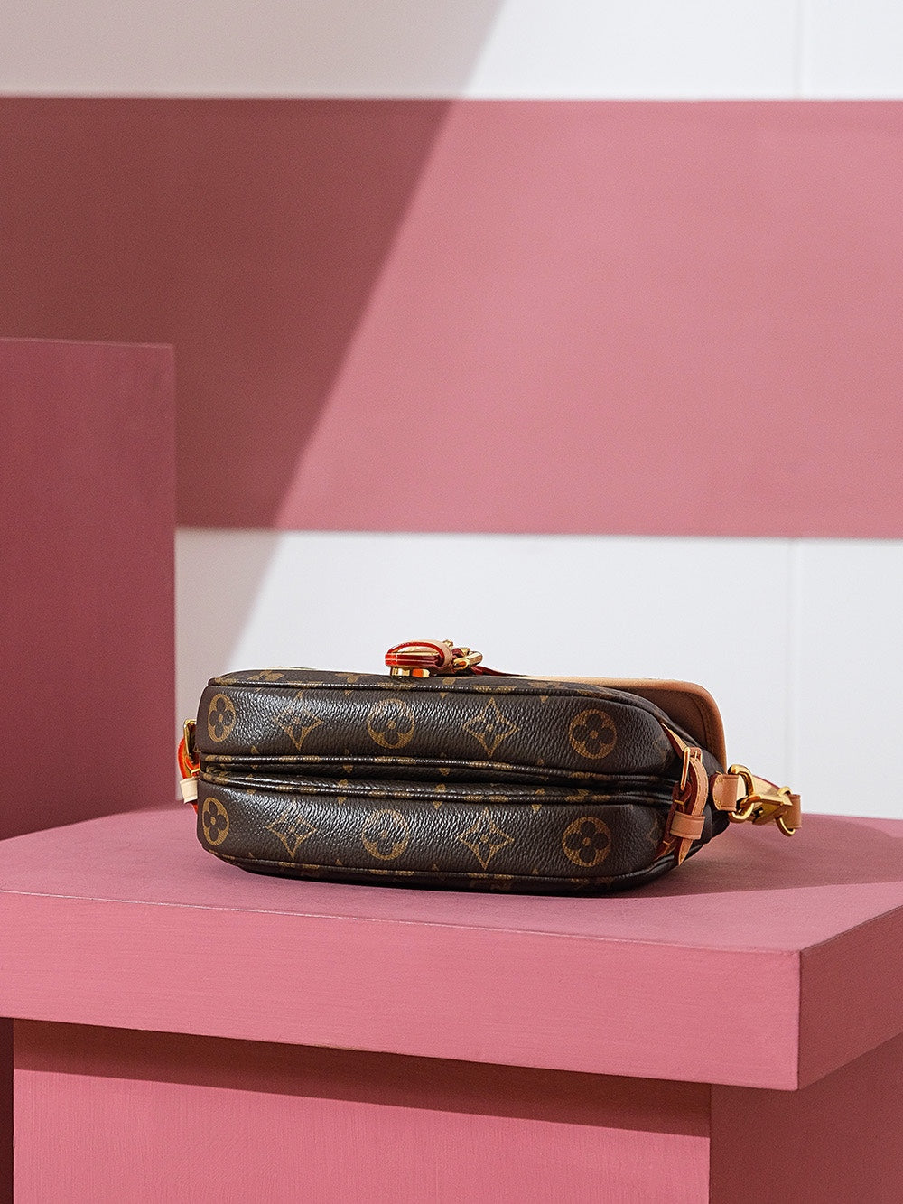 Saddle Bag BB M46740