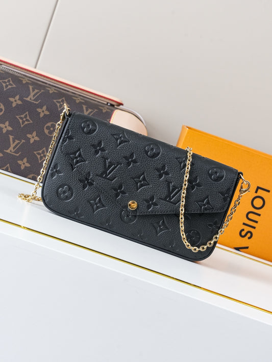 Wallet On Chain M82477
