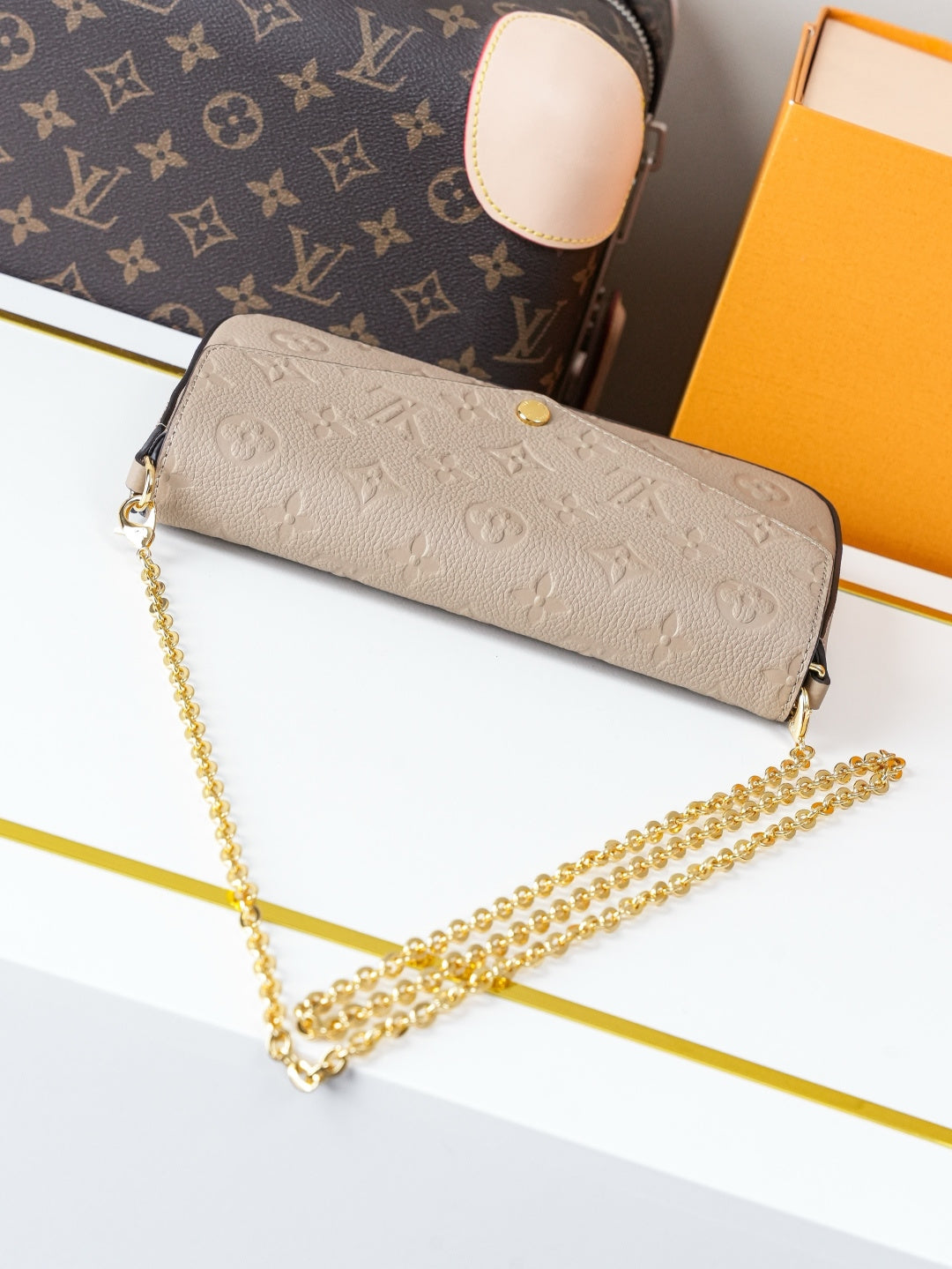 Wallet On Chain M82609
