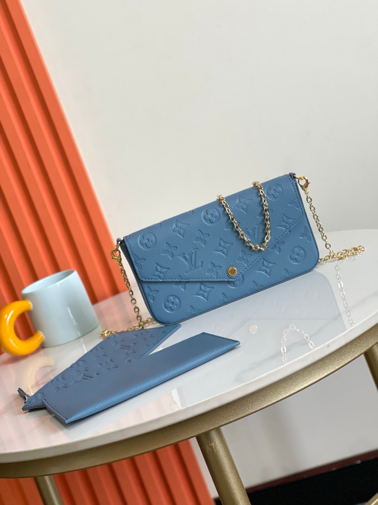 Wallet On Chain M28891