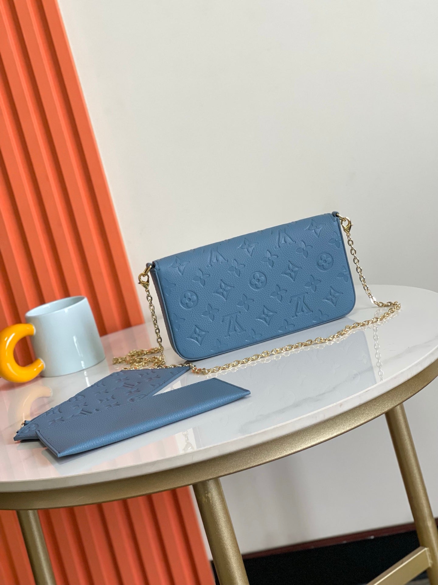 Wallet On Chain M28891