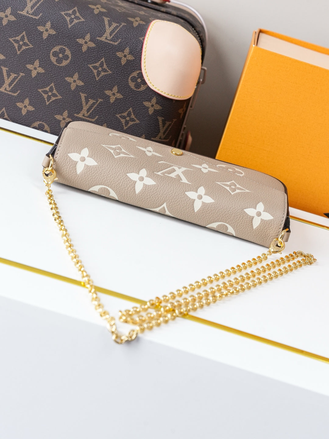 Wallet On Chain M82610