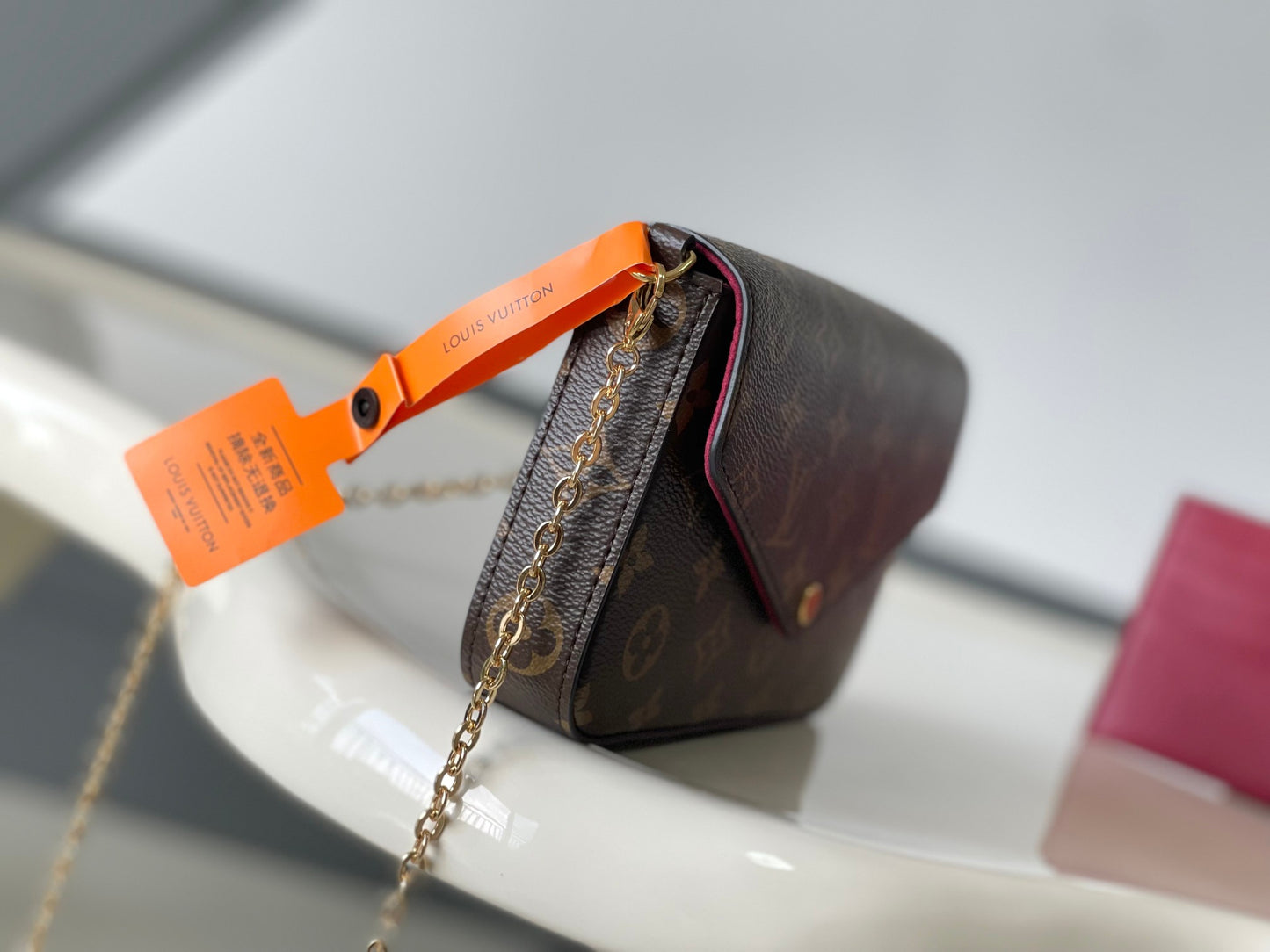 Wallet On Chain M81896