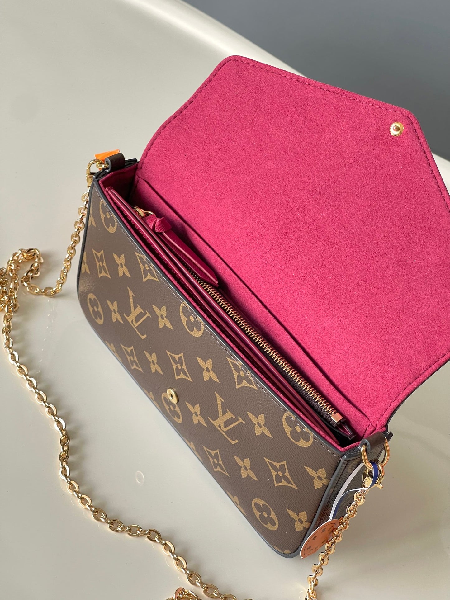Wallet On Chain M81896