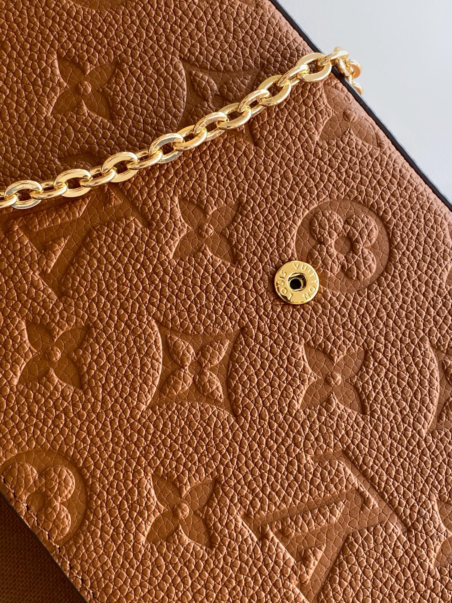 Wallet On Chain M81531