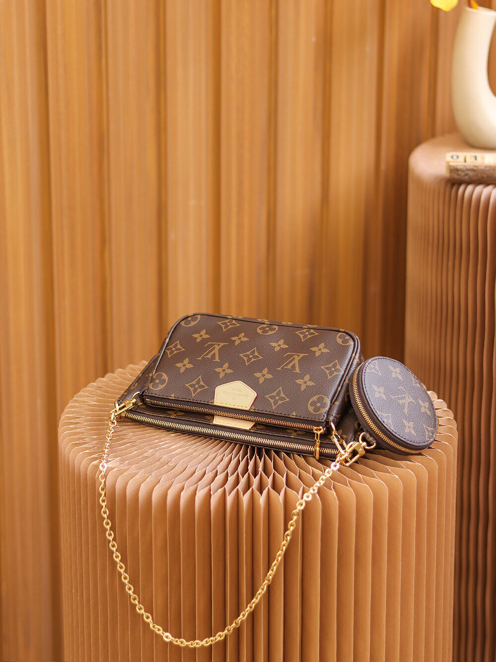 Multi Pouch Crossbody Bag M44840