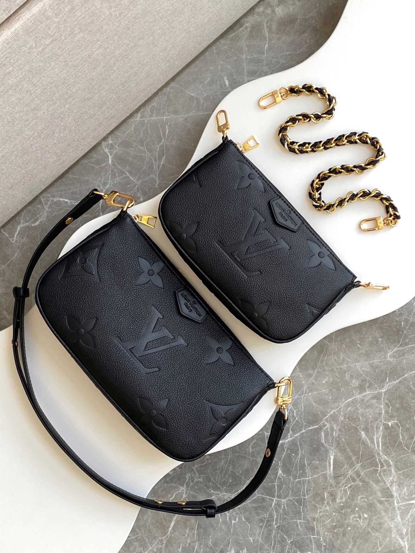 Multi Pouch Crossbody Bag M80399