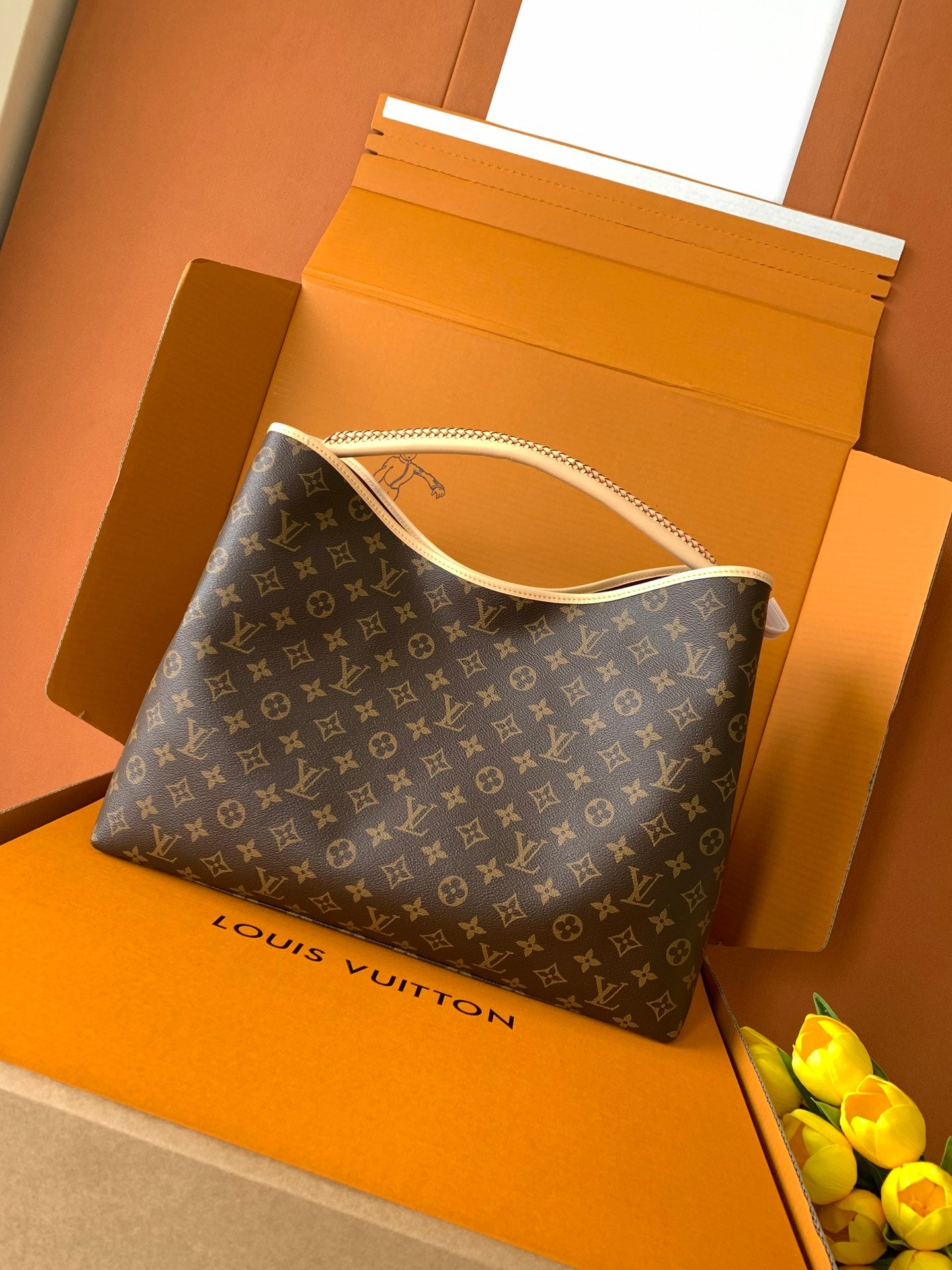 Again Style Hobo Bag M25877
