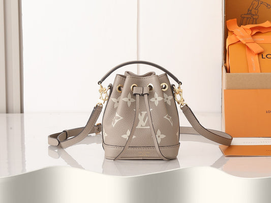 Bucket Bag Nano M46291