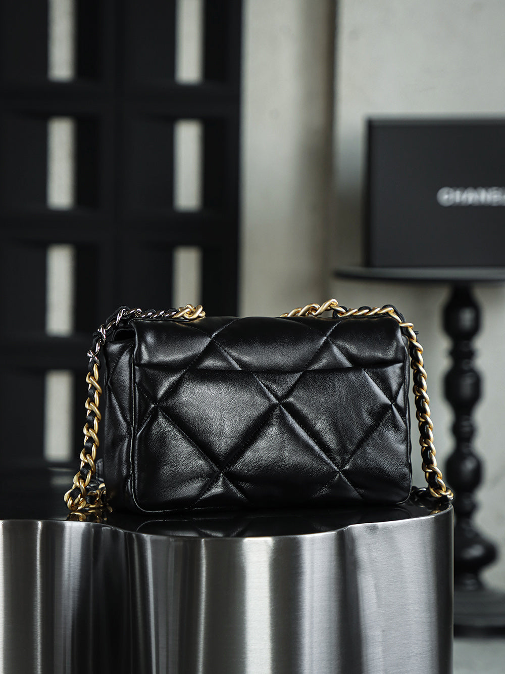 Quilted Flap Shoulder 19 Bag - S