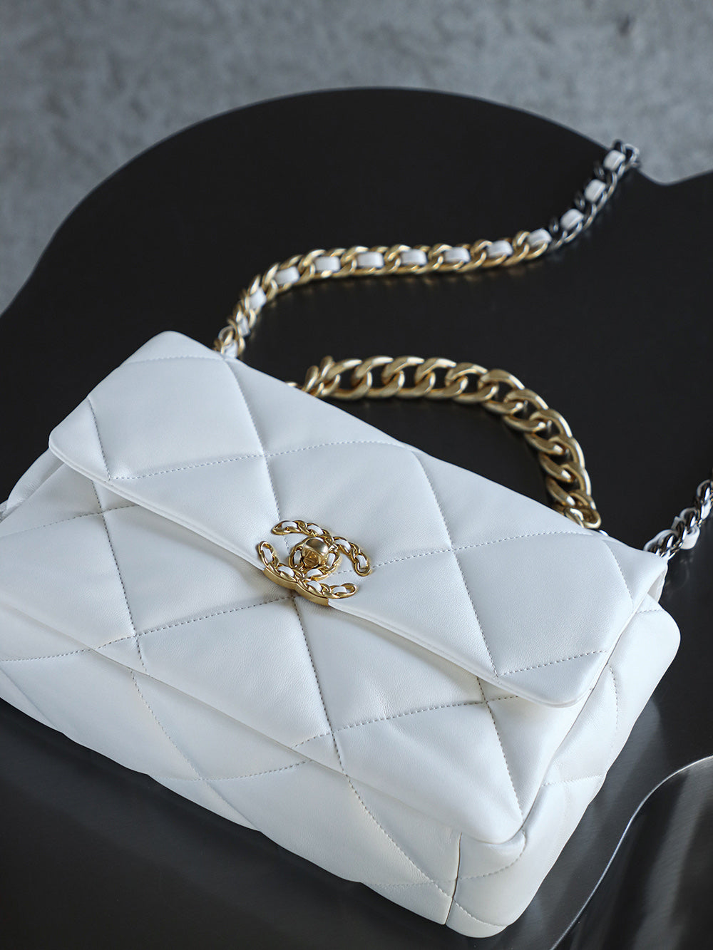 Quilted Flap Shoulder 19 Bag W - S
