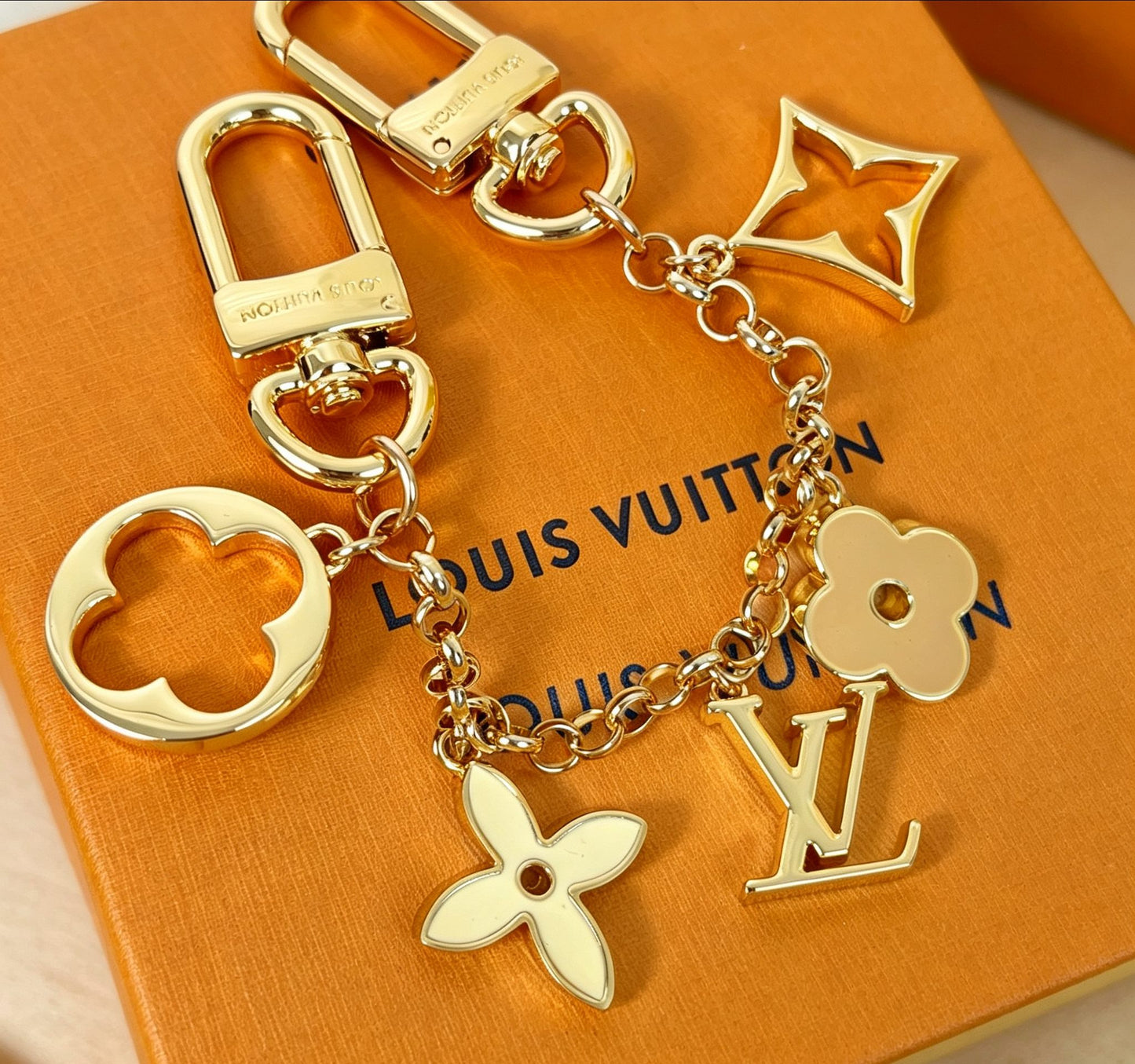 Bag Charm Chain M01413