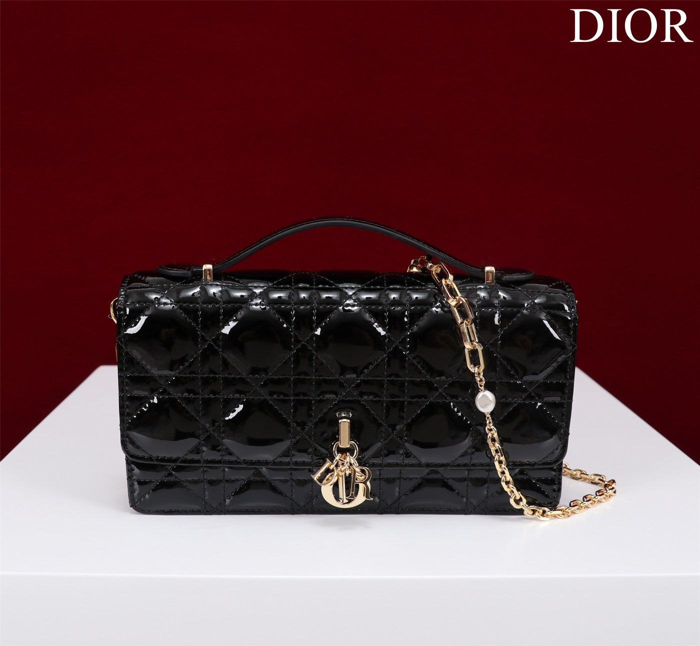 Mini Cannage Chain Flap Bag M900