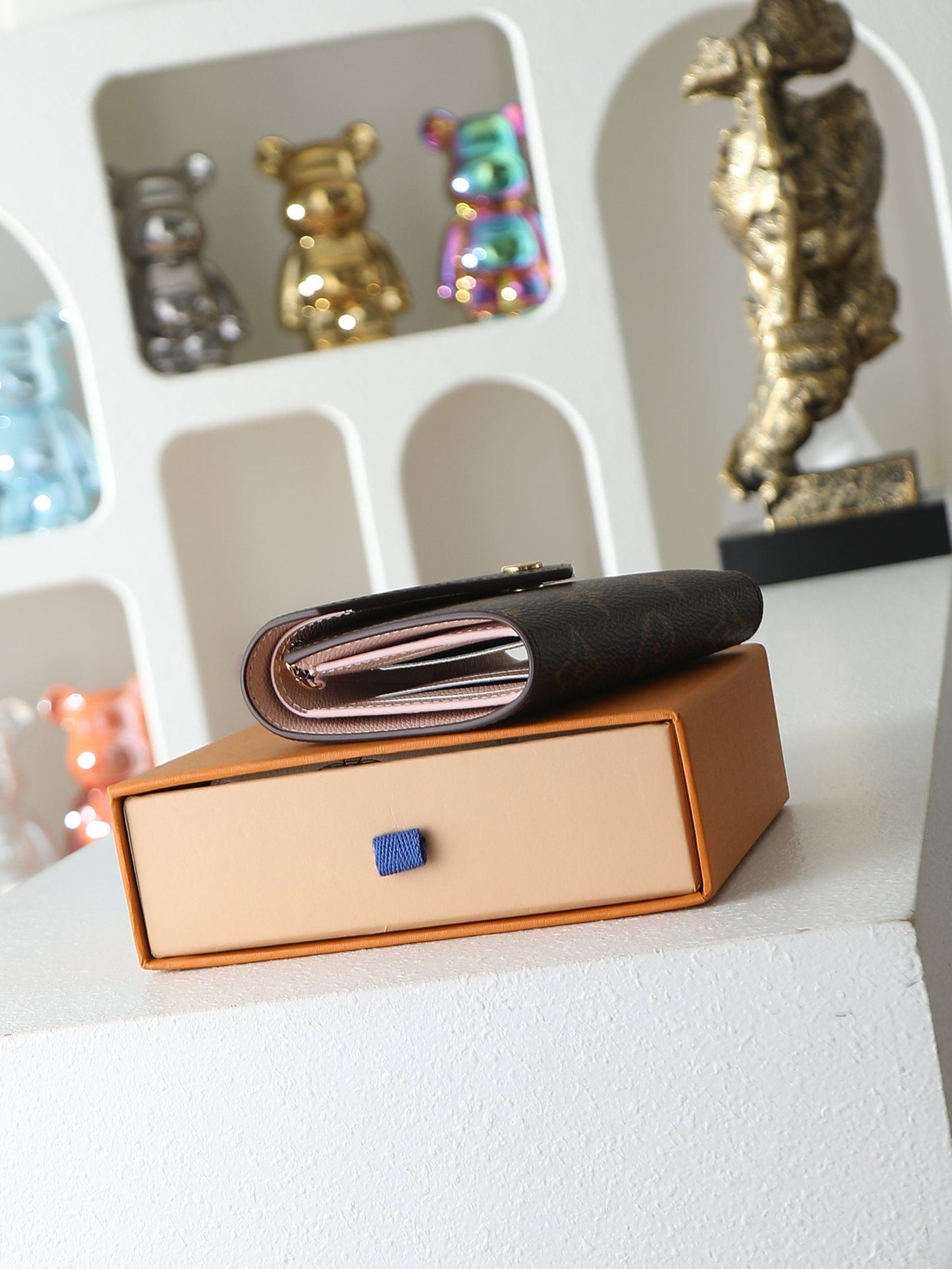 Victorine Style Compact Wallet - M62360