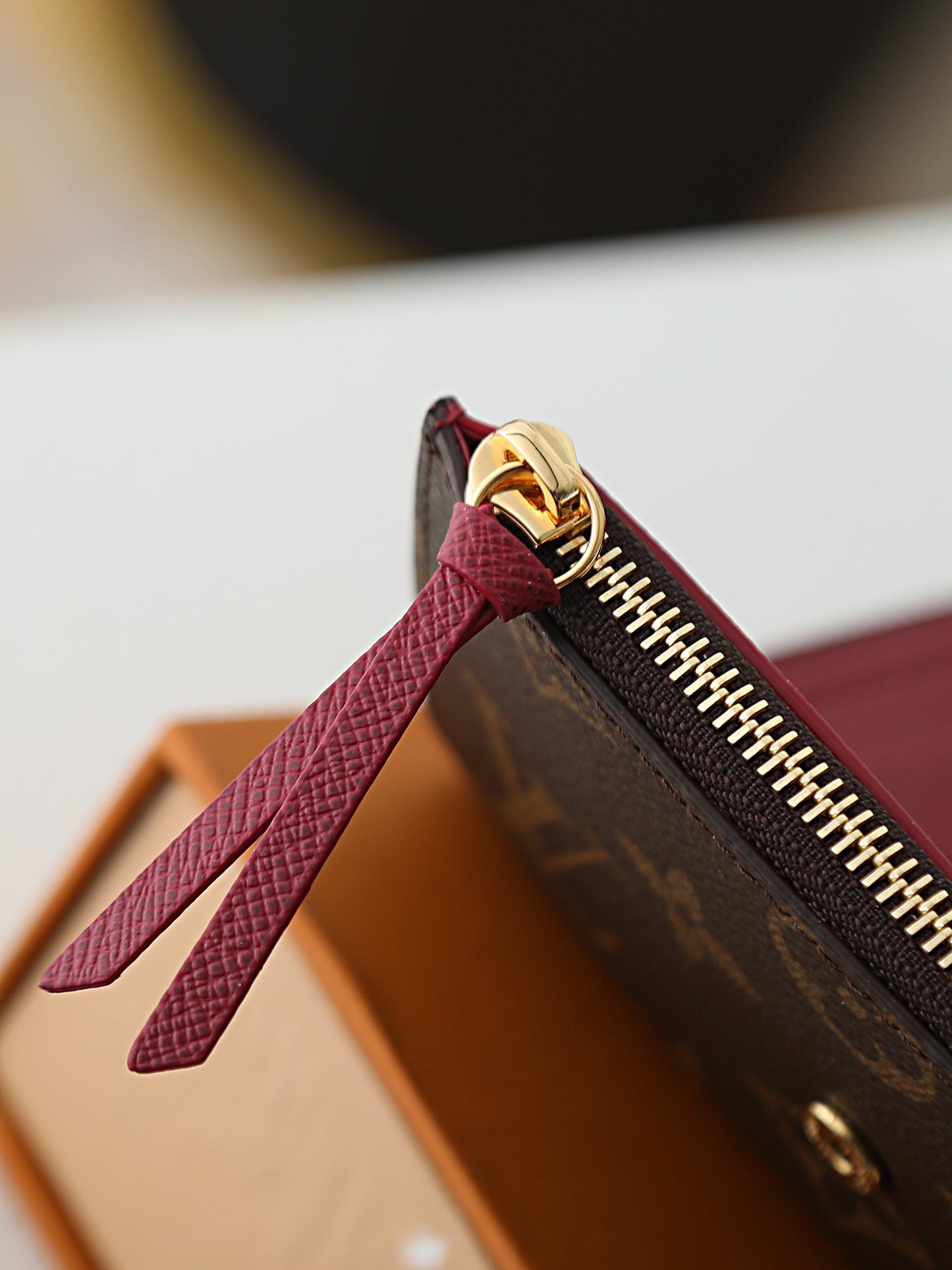 Victorine Style Compact Wallet - M41938