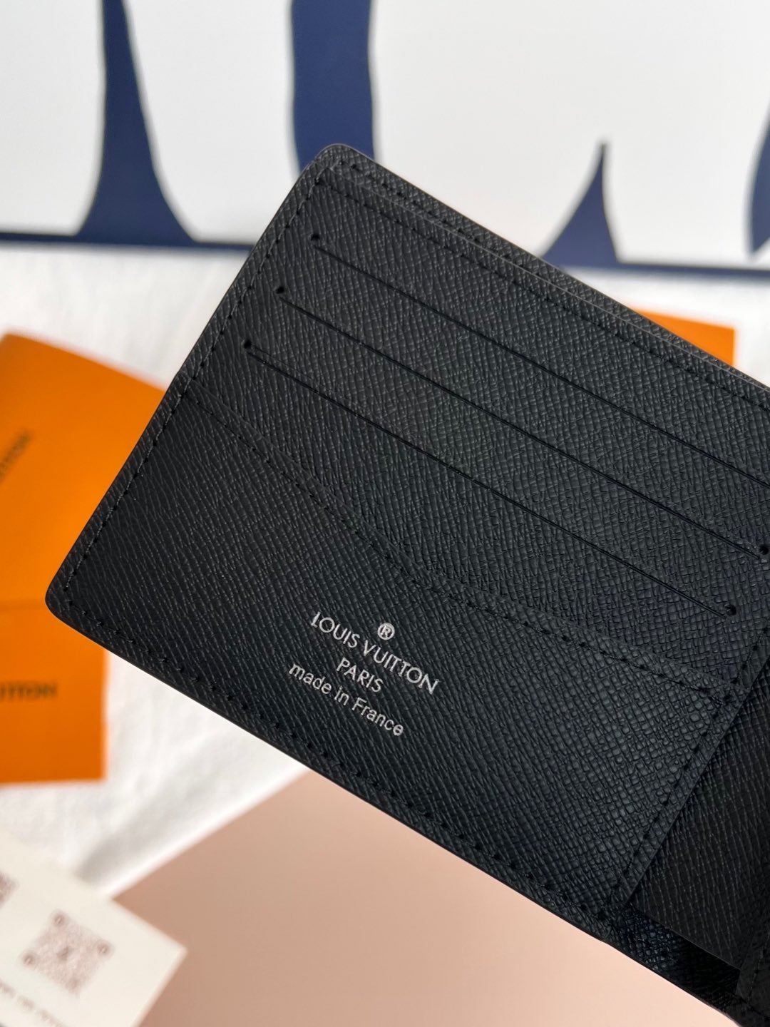 Slender Leather Wallet - M80906