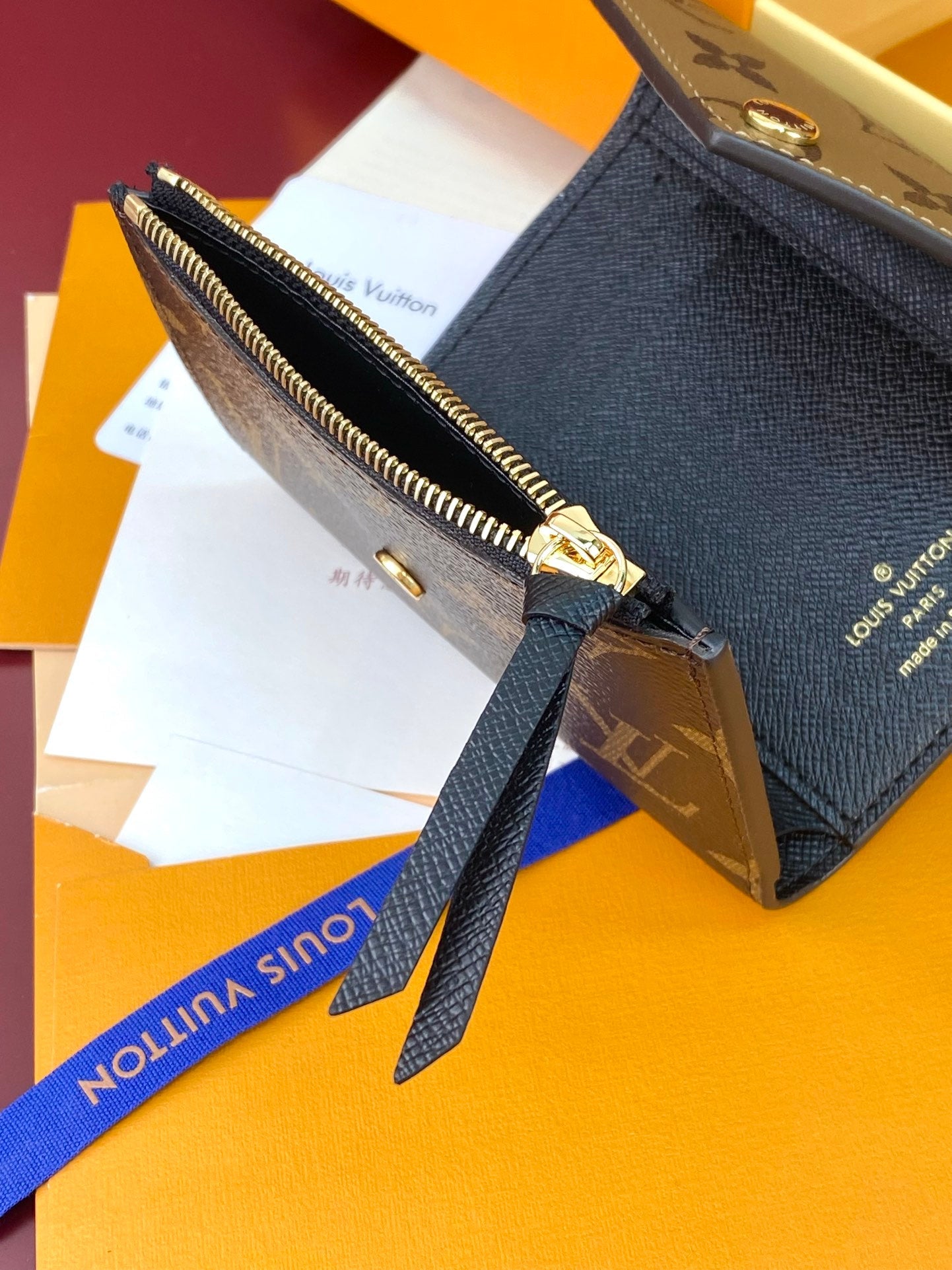 Victorine Compact Wallet - M81557