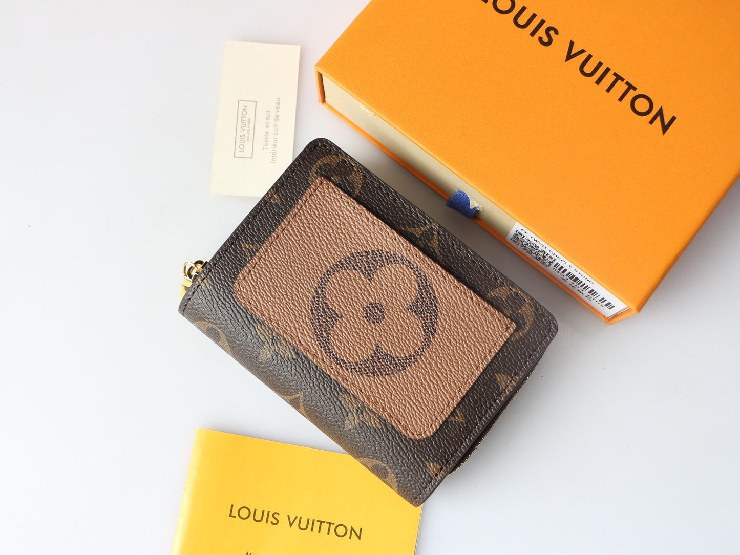Lou Compact Wallet - M81461