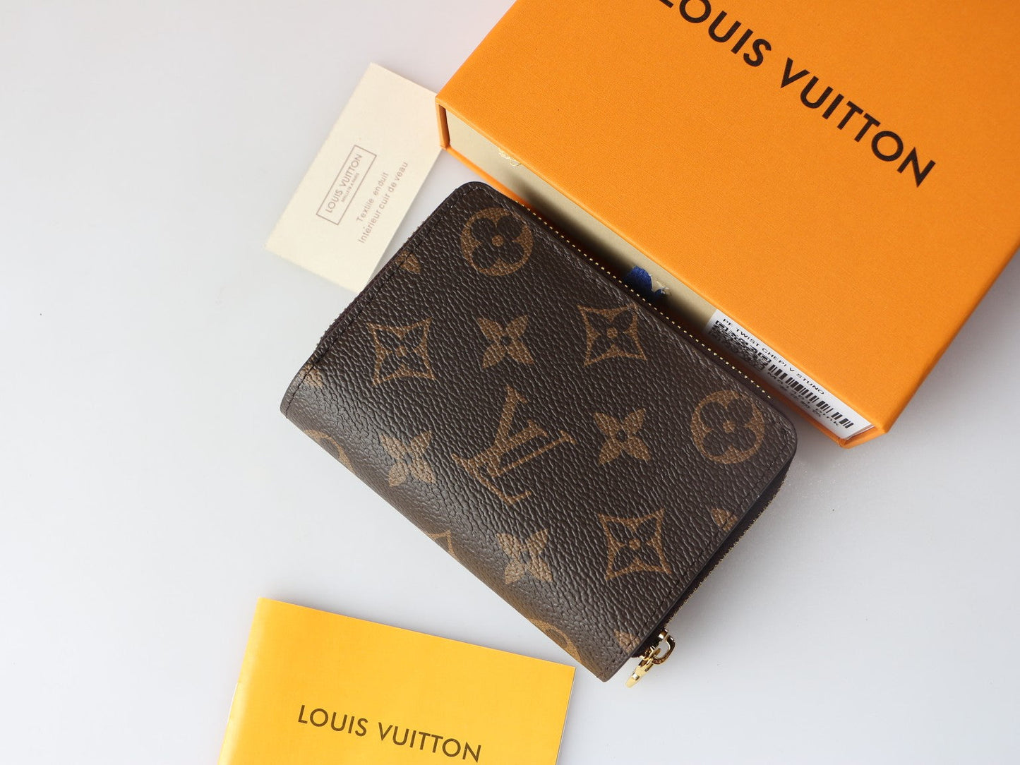 Lou Compact Wallet - M81461