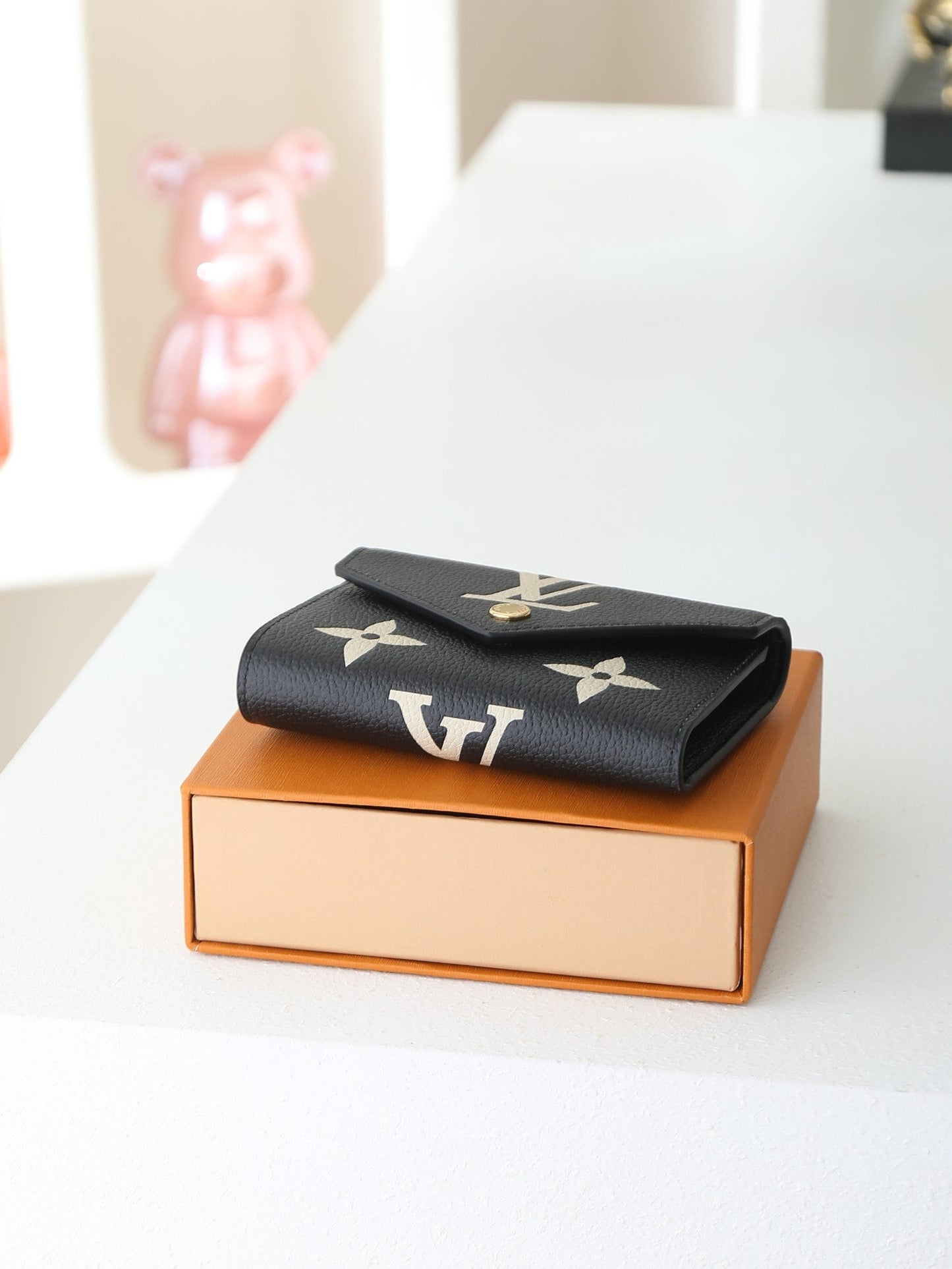 Small Leather Wallet - M80968