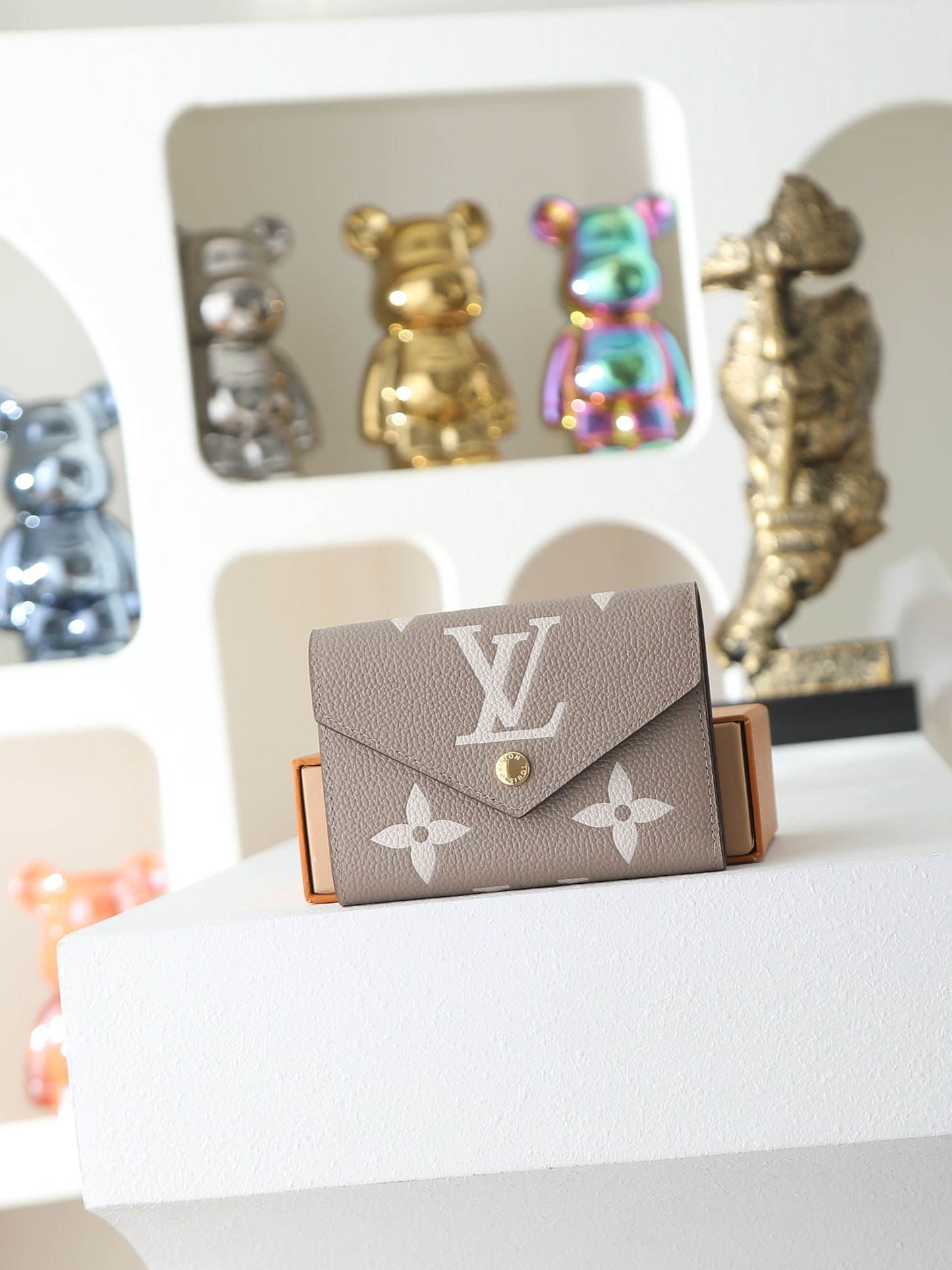 Small Leather Wallet - M81861