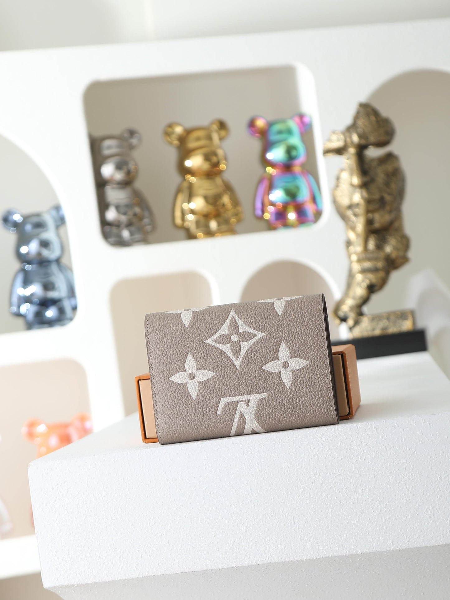 Small Leather Wallet - M81861