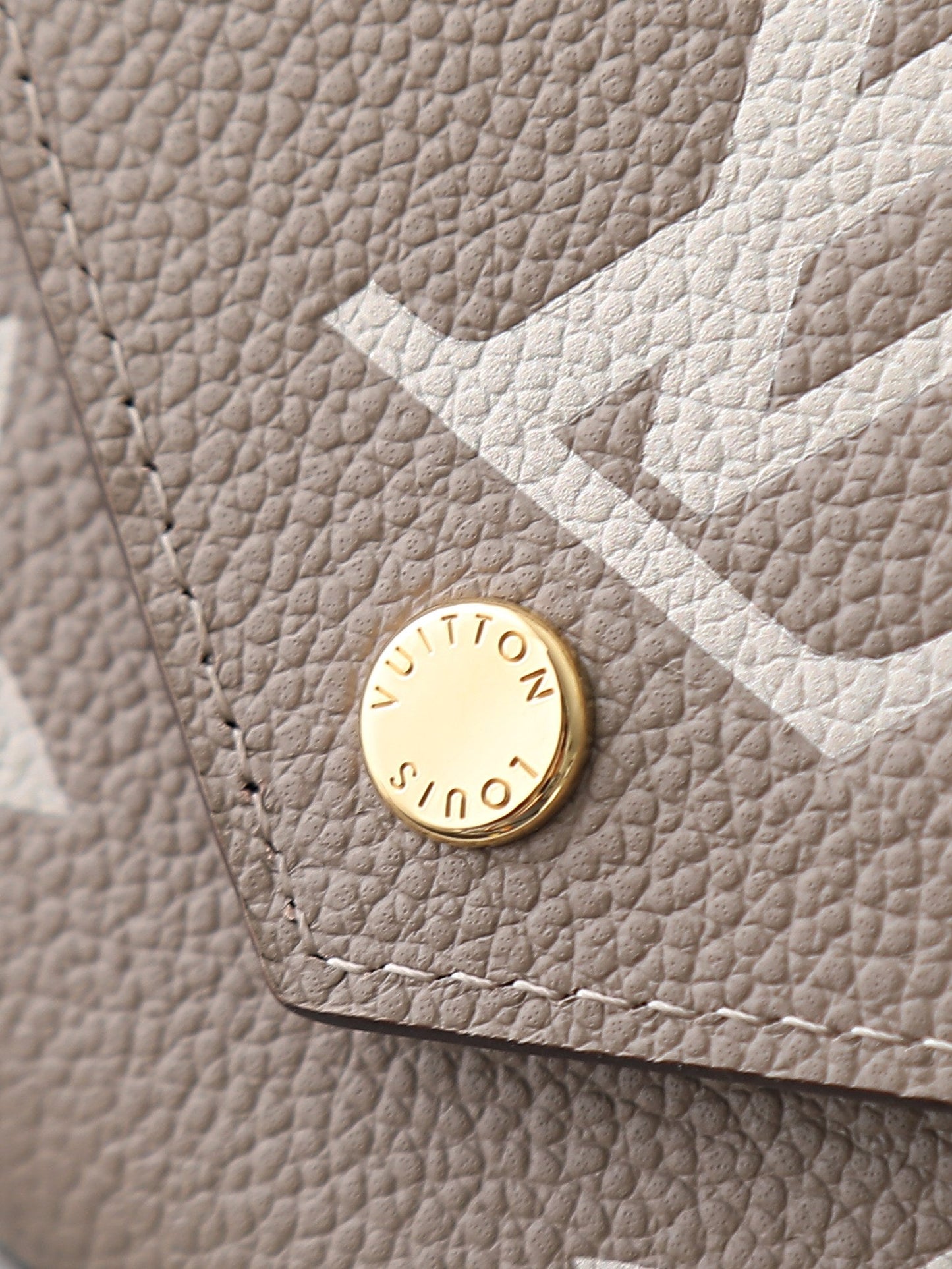 Small Leather Wallet - M81861