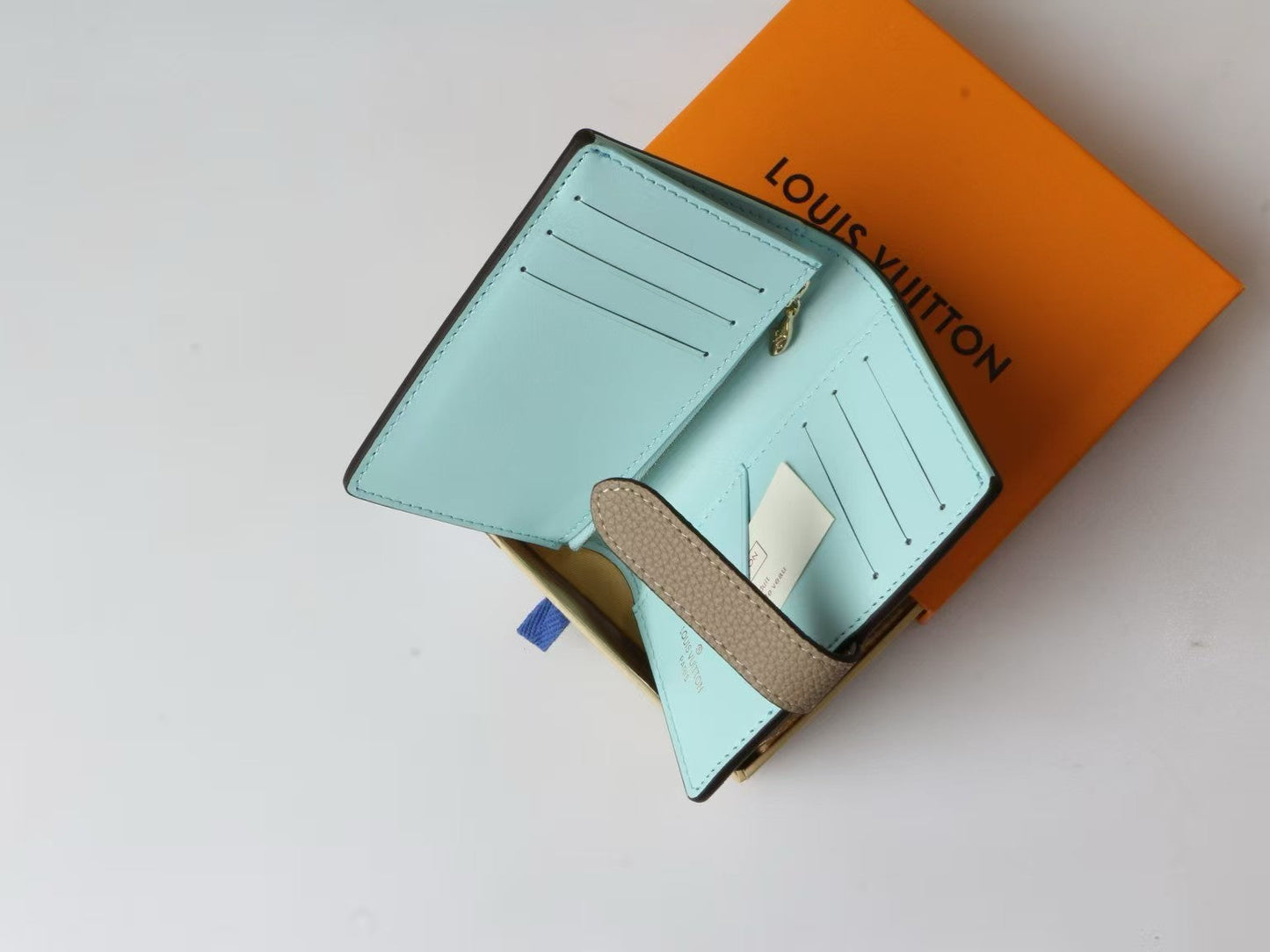 Grained Leather Compact Wallet - M82198