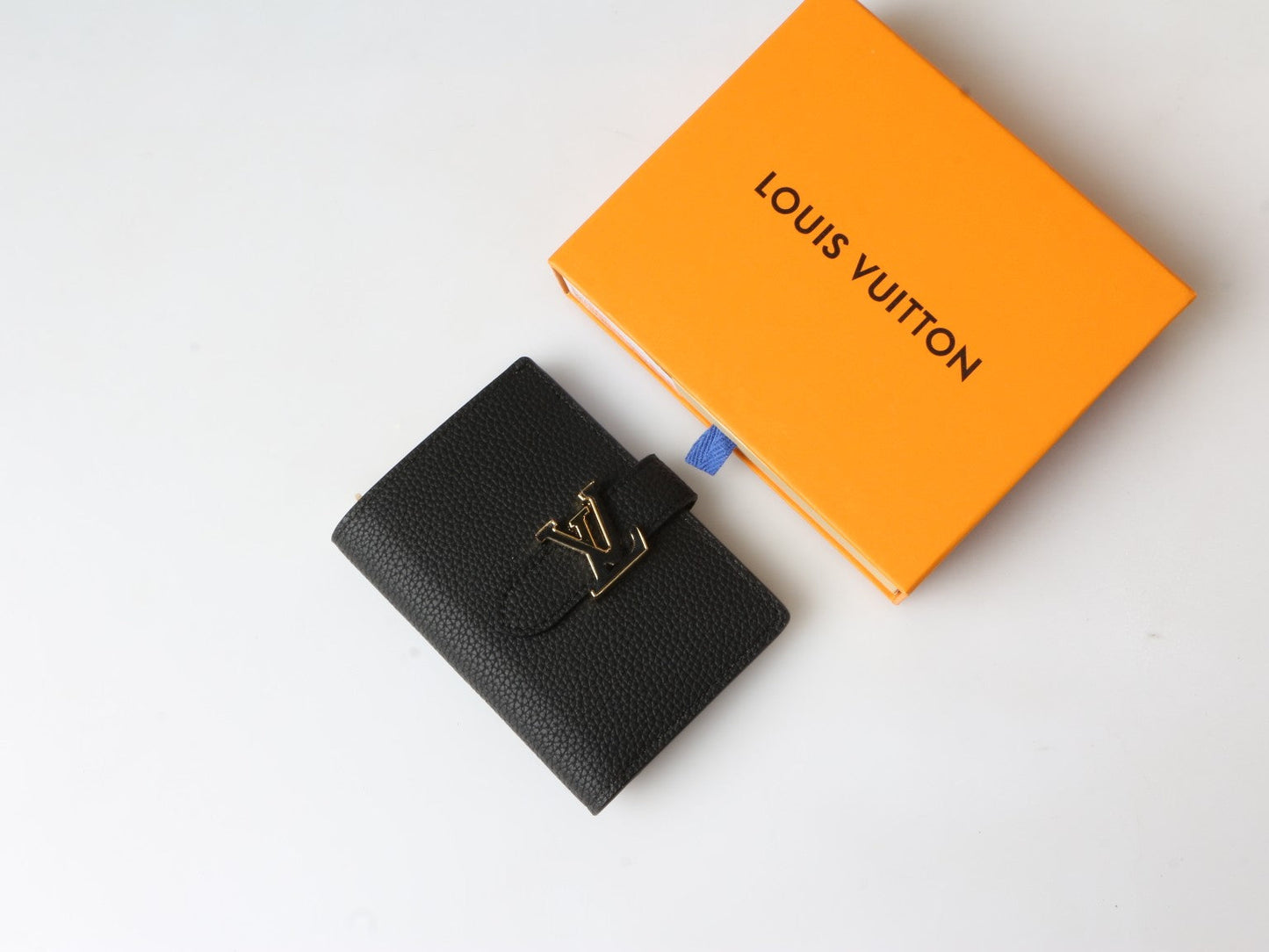 Grained Leather Compact Wallet - M81561